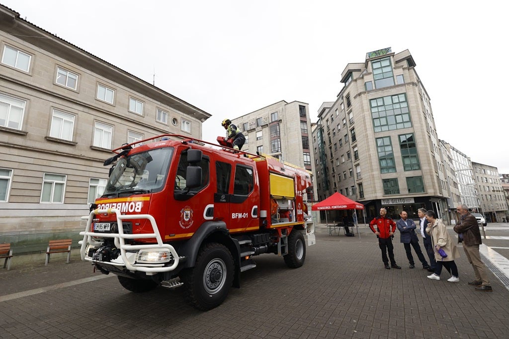 Un nuevo camión con dron refuerza las emergencias en Pontevedra Un nuevo camión con dron refuerza las emergencias en Pontevedra
