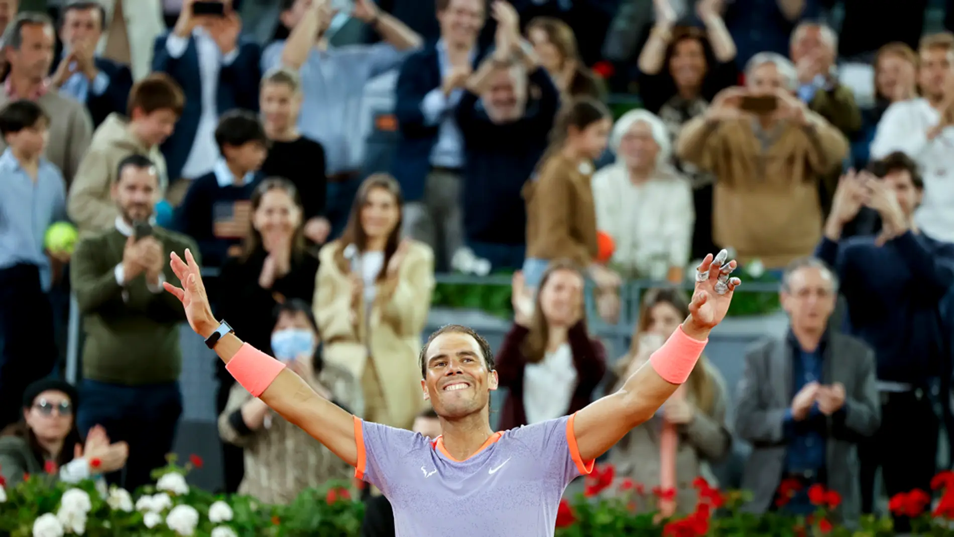 El tenista español Rafa Nadal celebra su victoria en el partido ante el australiano Alex de Miñaur. 