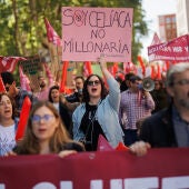 Varias personas protestan durante una manifestación de la Asociación de Celíacos y Sensibles al Gluten