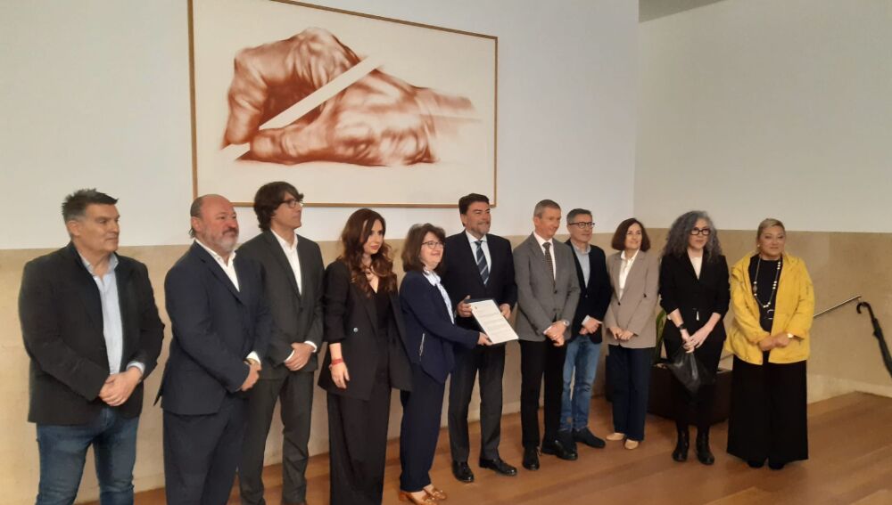 Foto de Familia de los asistentes 