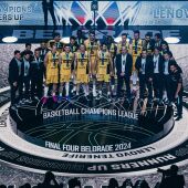 El Lenovo Tenerife en el podio de subcampeón de la Basketball Champions League