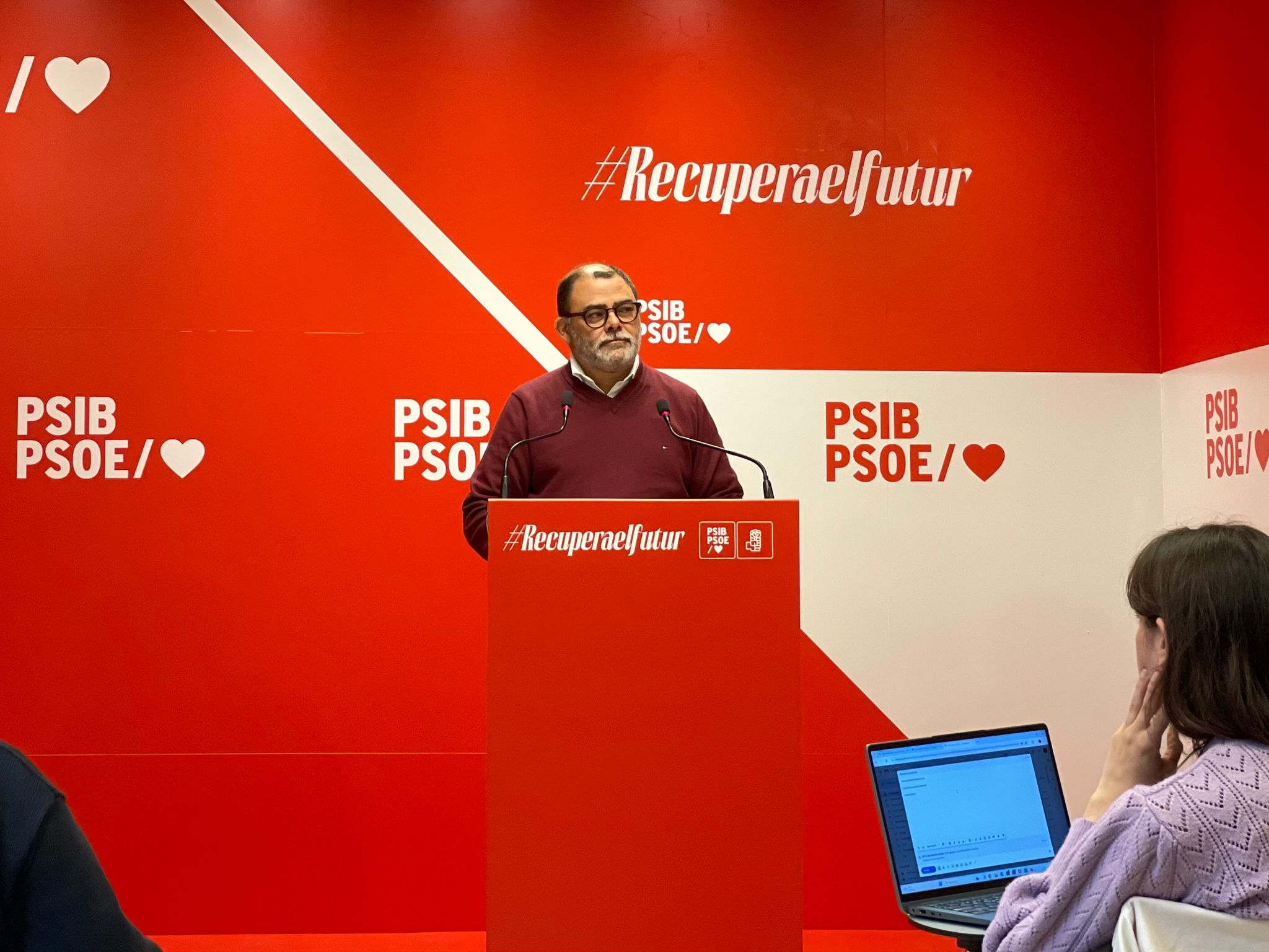 Los socialistas de Baleares celebran la decisión de Pedro Sánchez de continuar en el Gobierno Los socialistas de Baleares celebran la decisión de Pedro Sánchez de continuar en el Gobierno
