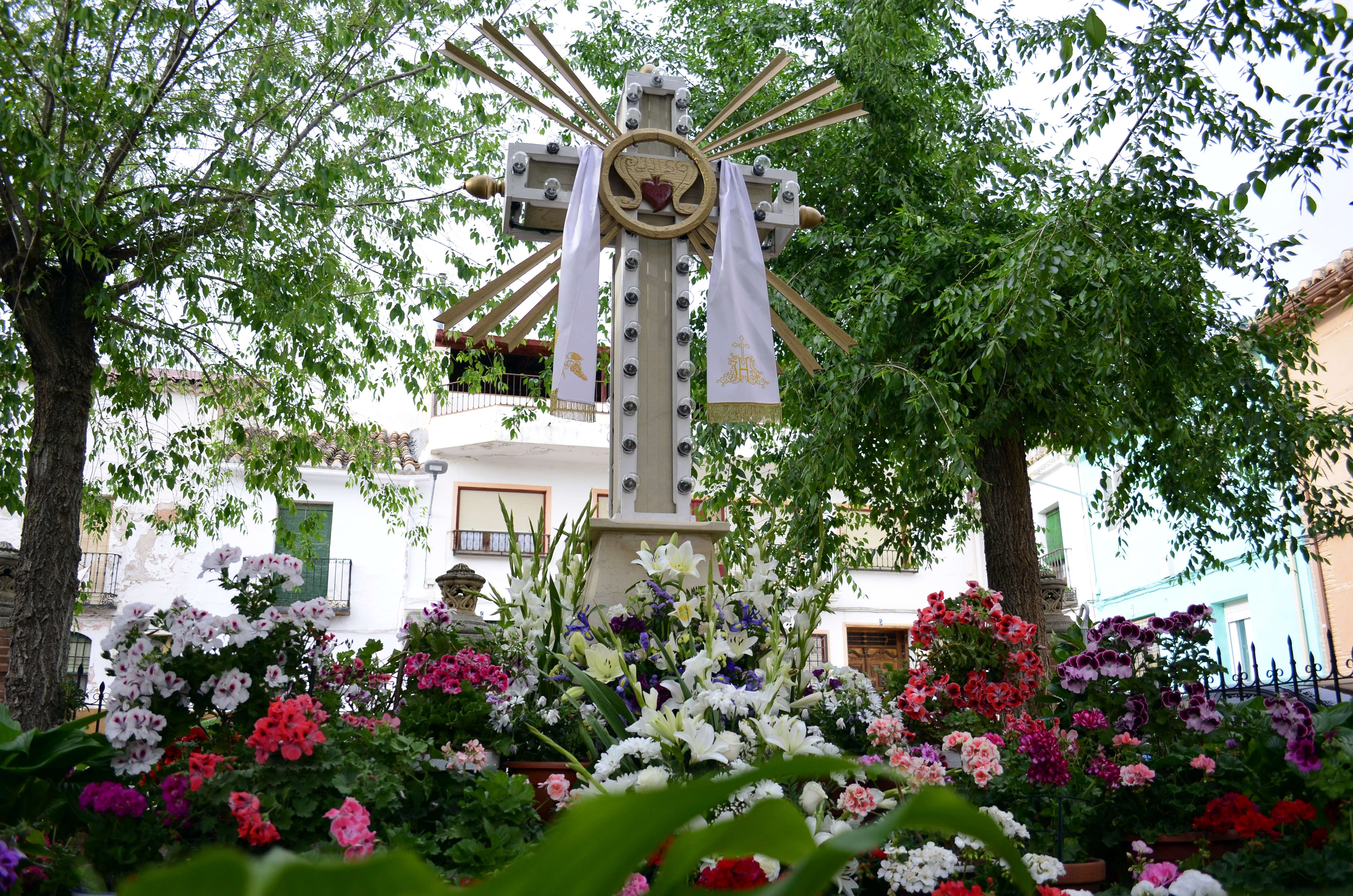 Carrizosa se implica en la fiesta de Cruces y Mayos Carrizosa se implica en la fiesta de Cruces y Mayos