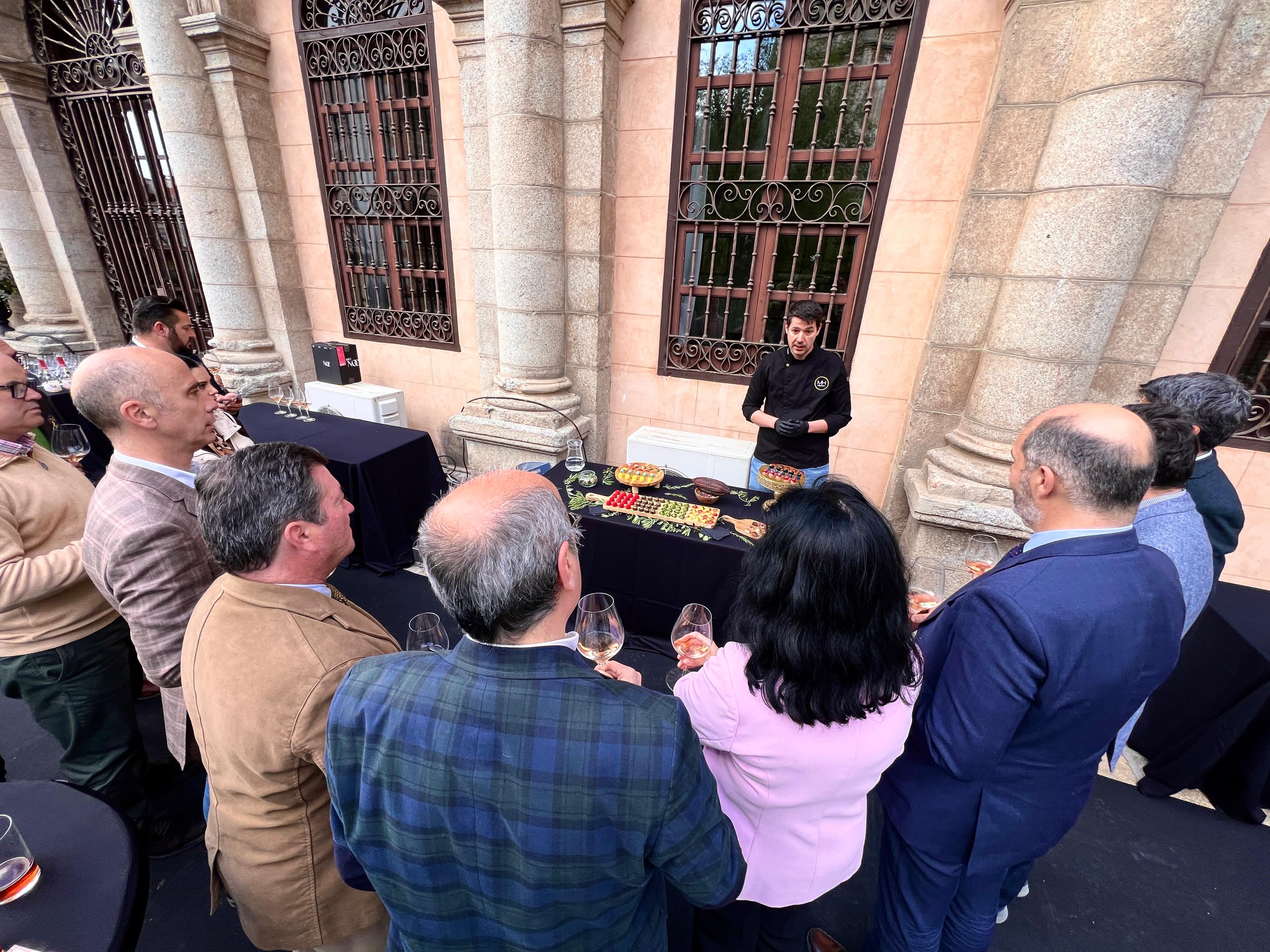 Llega ‘Degusto’ una iniciativa que aúna turismo, patrimonio y gastronomía para hacer de Toledo una “experiencia especial y única” Llega ‘Degusto’ una iniciativa que aúna turismo, patrimonio y gastronomía para hacer de Toledo una “experiencia especial y única”