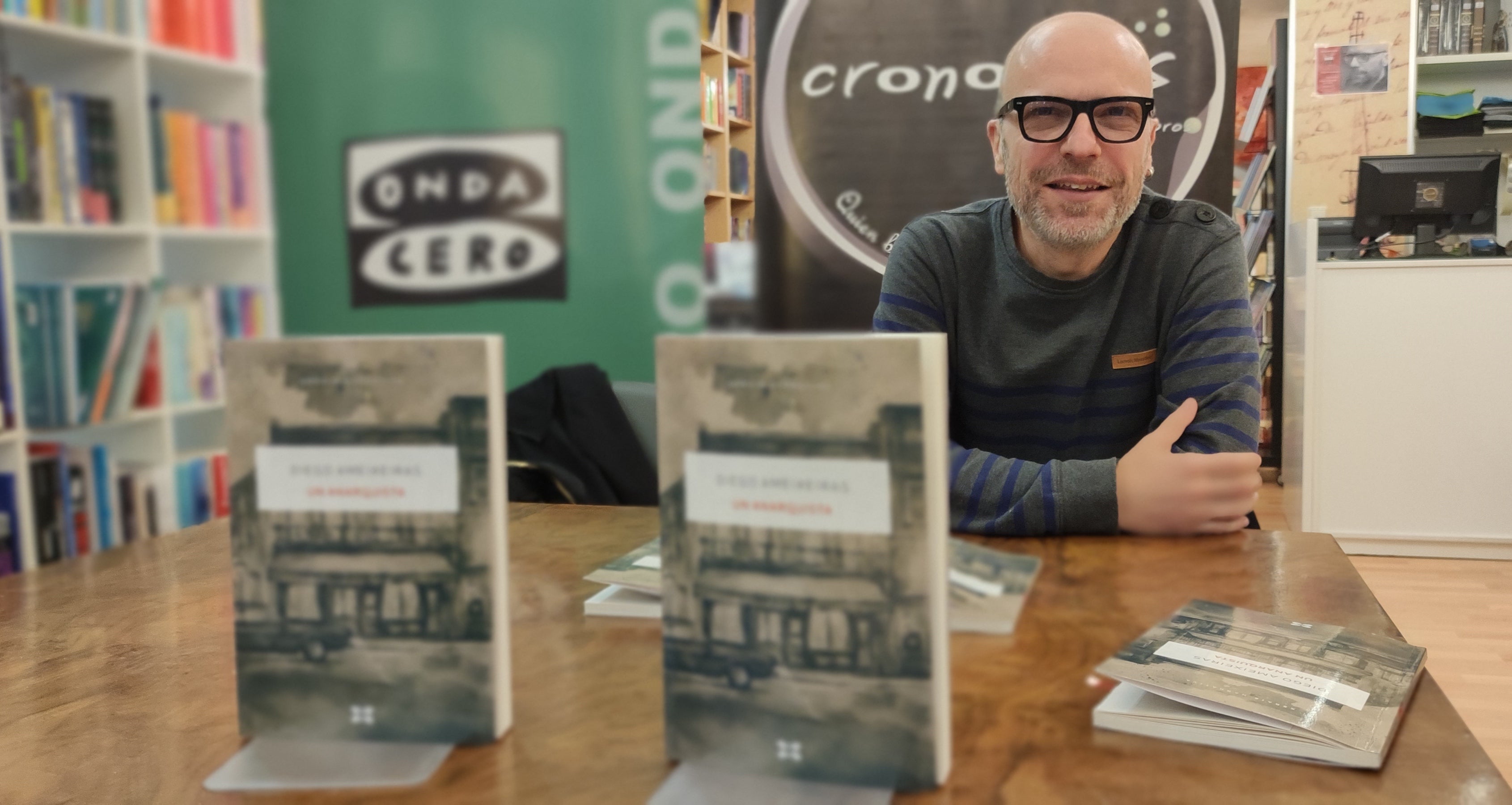 Ameixeiras: "Vivir a utopía arrastra certa infelicidade porque a realidade nunca encaixa cos teus desexos" Ameixeiras: "Vivir a utopía arrastra certa infelicidade porque a realidade nunca encaixa cos teus desexos"