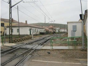 Adif suprimirá dos pasos a nivel en Alar del Rey con una inversión de 7,3 millones de euros Adif suprimirá dos pasos a nivel en Alar del Rey con una inversión de 7,3 millones de euros