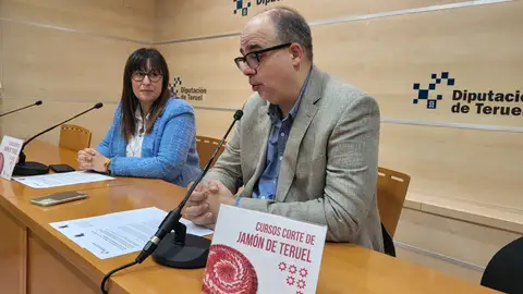 Los cortadores de Jamón de Teruel podrán perfeccionar la técnica Los cortadores de Jamón de Teruel podrán perfeccionar la técnica