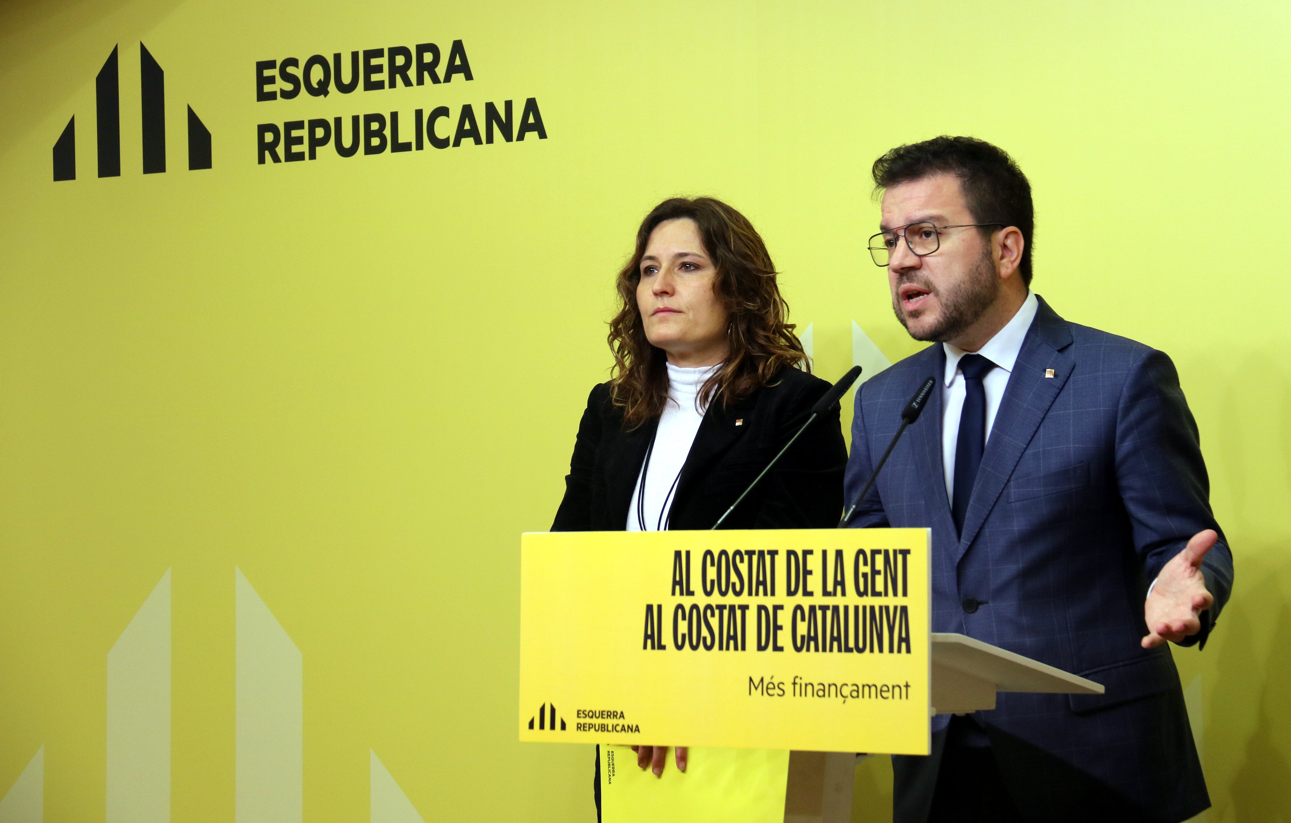 Aragonès choca con Illa por la financiación y el líder del PSC, "contento" por la participación de Sánchez en campaña Aragonès choca con Illa por la financiación y el líder del PSC, "contento" por la participación de Sánchez en campaña