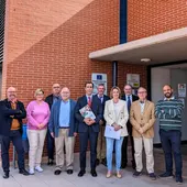 De izda. a dcha: Miguel Ruiz, Ángela Notario, Julián Díaz Cano, Jaime Oreja, Pedro Barahona, David Gámiz, Luisa Márquez, Manuel León, Ramón Gallego y Santiago López De izda. a dcha: Miguel Ruiz, Ángela Notario, Julián Díaz Cano, Jaime Oreja, Pedro Barahona, David Gámiz, Luisa Márquez, Manuel León, Ramón Gallego y Santiago López