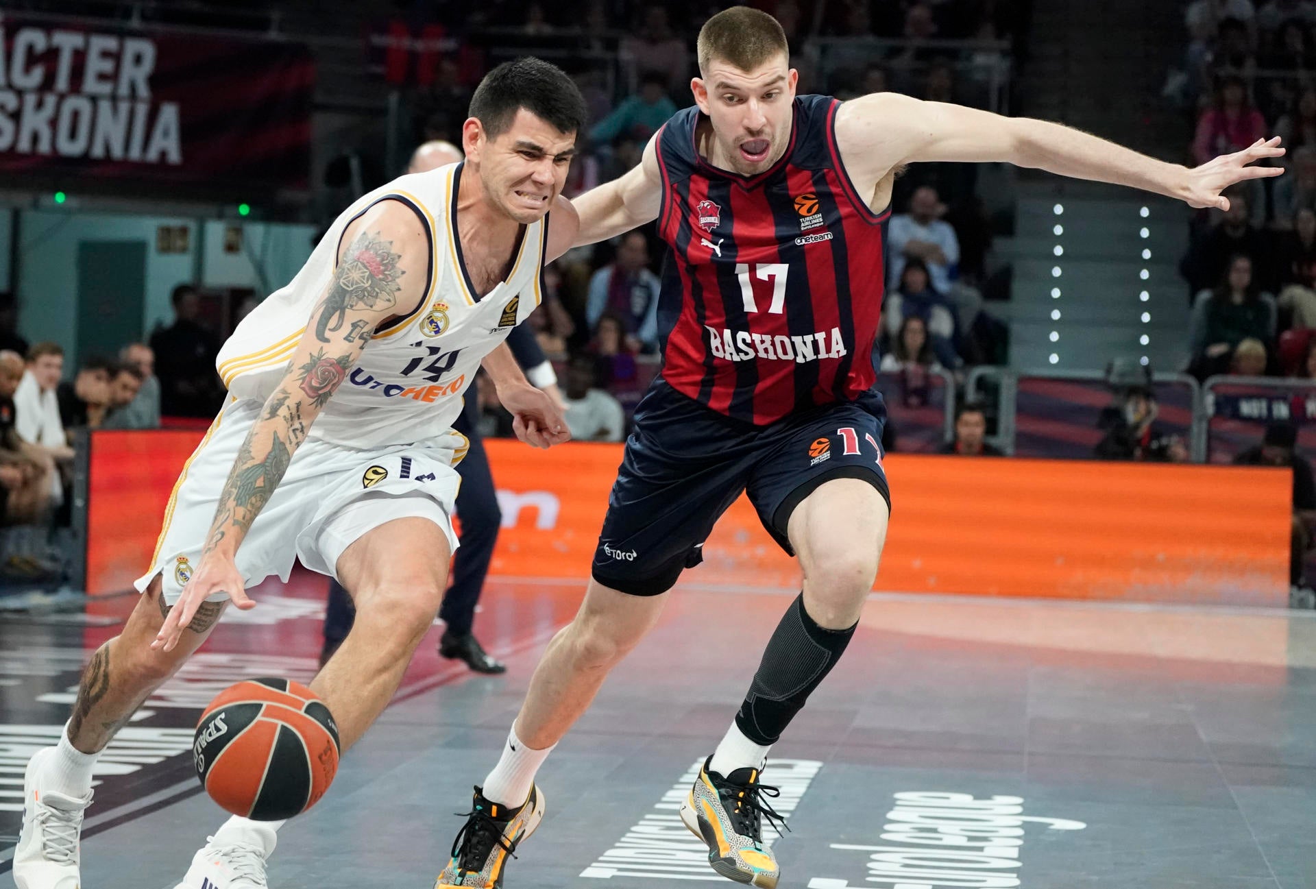 El Real Madrid elimina a Baskonia por la vía rápida y se mete en la Final Four El Real Madrid elimina a Baskonia por la vía rápida y se mete en la Final Four