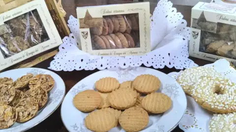 Dulces elaborados por las Dominicas Dulces elaborados por las Dominicas