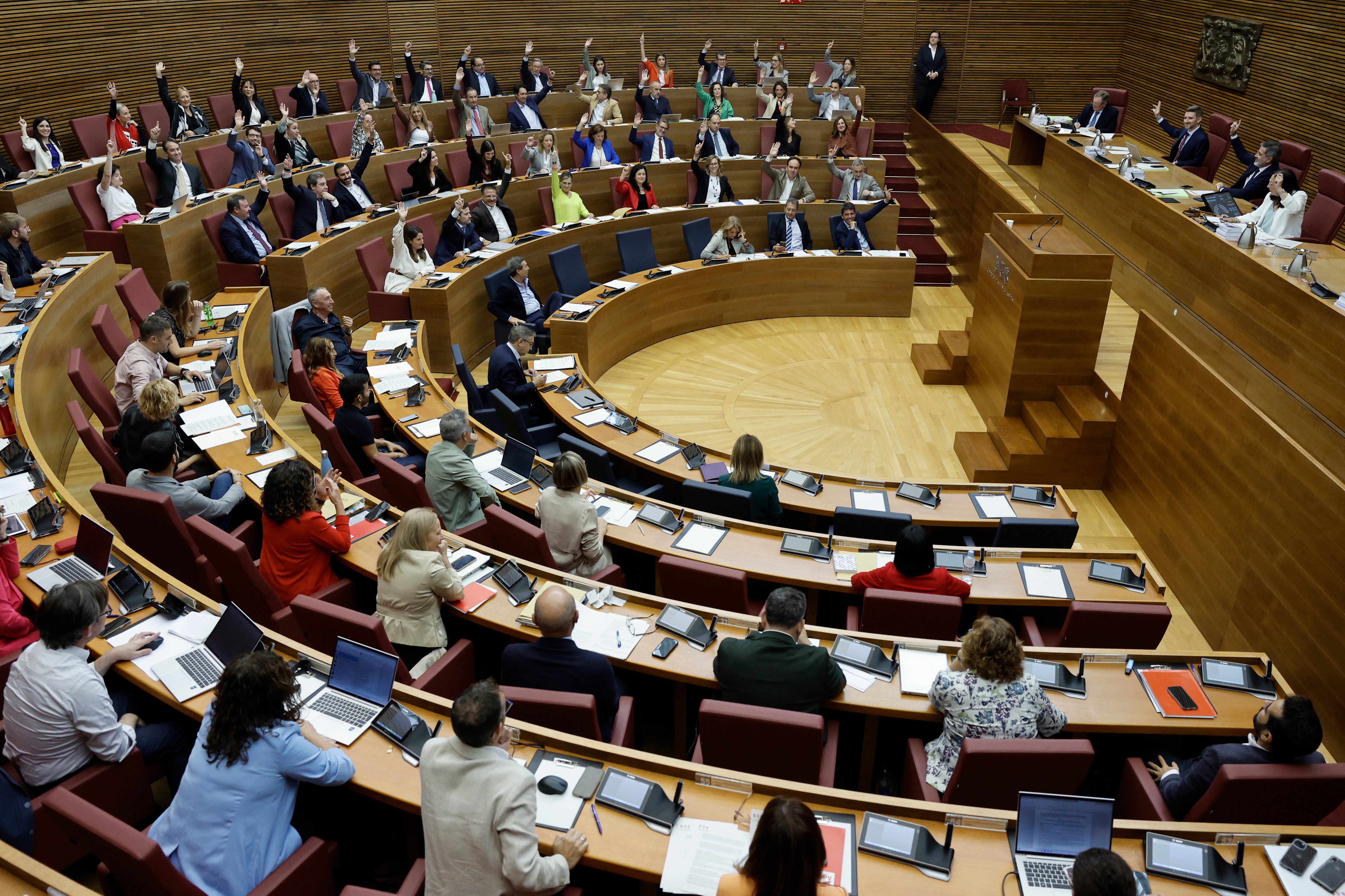 Un informe de la ONU carga contra la futura ley valenciana de Concordia: Mazón la defiende y la oposición pide su retirada Un informe de la ONU carga contra la futura ley valenciana de Concordia: Mazón la defiende y la oposición pide su retirada