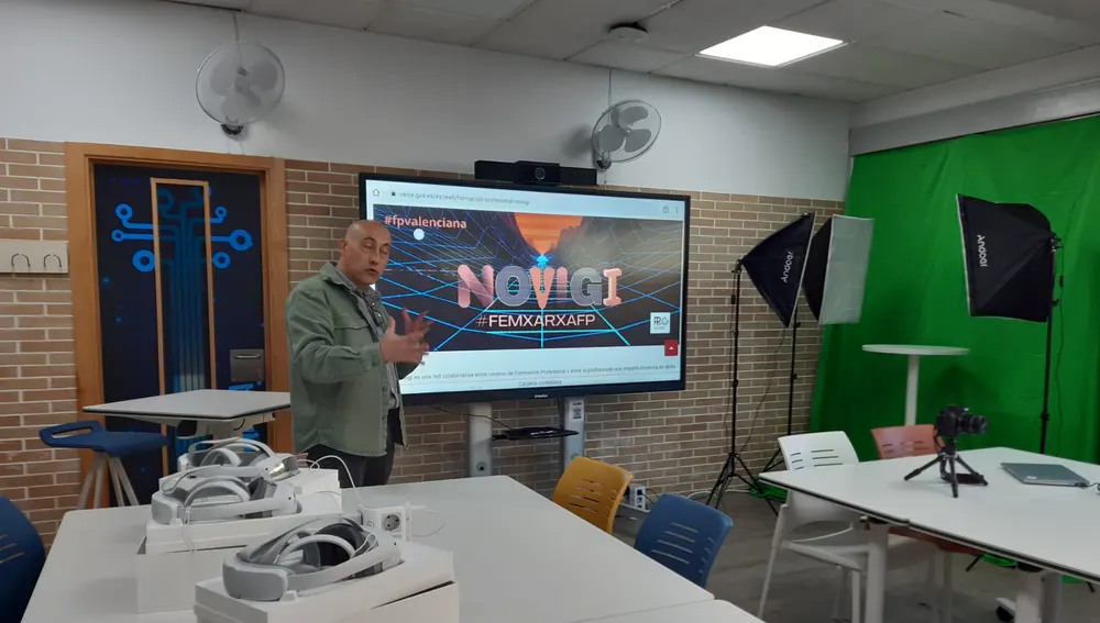 Vicente Martínez. Profesor Informática IES 'Doctor Balmis' Vicente Martínez. Profesor Informática IES 'Doctor Balmis'