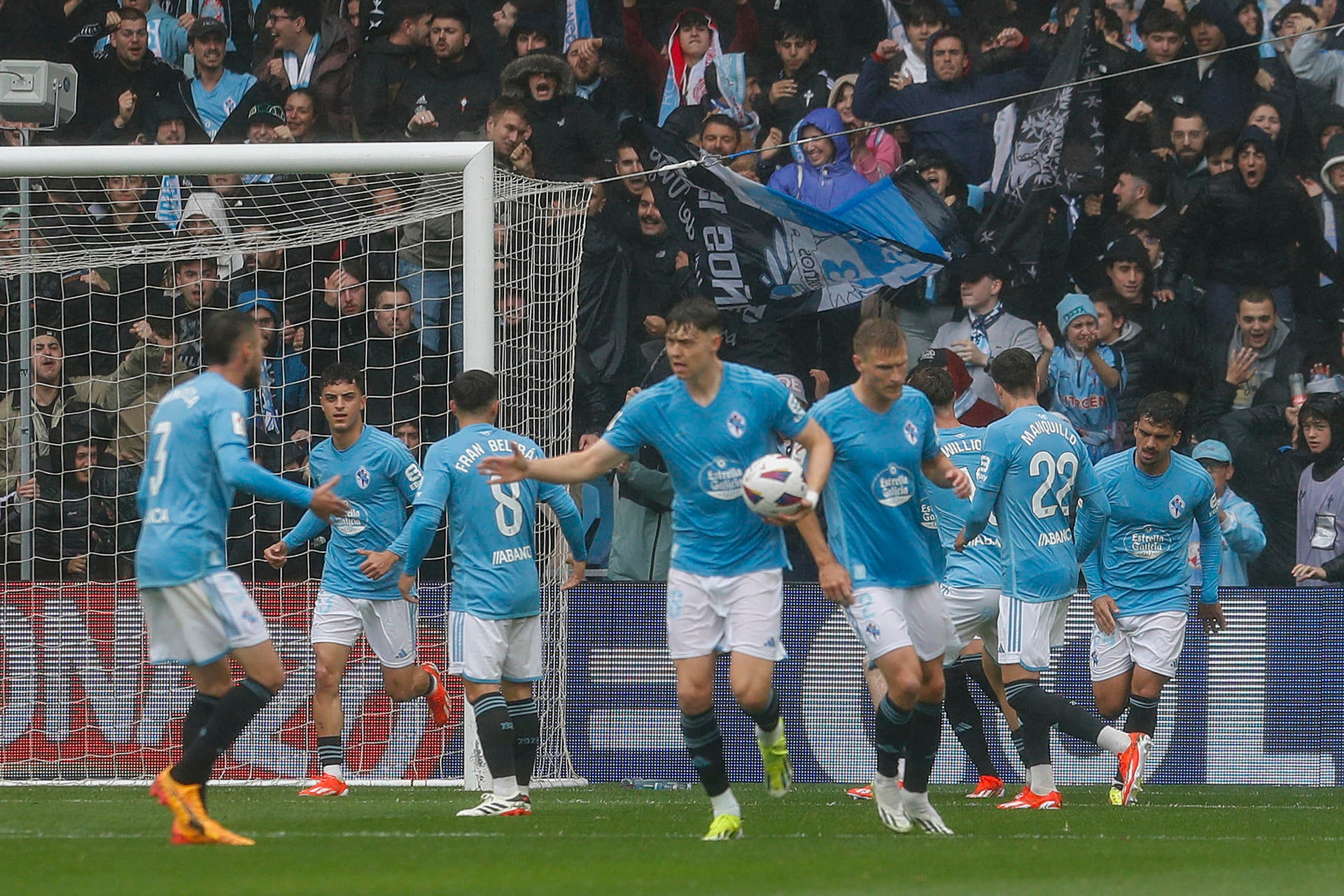 El Celta se acerca a la permanencia tras tumbar al Villarreal El Celta se acerca a la permanencia tras tumbar al Villarreal