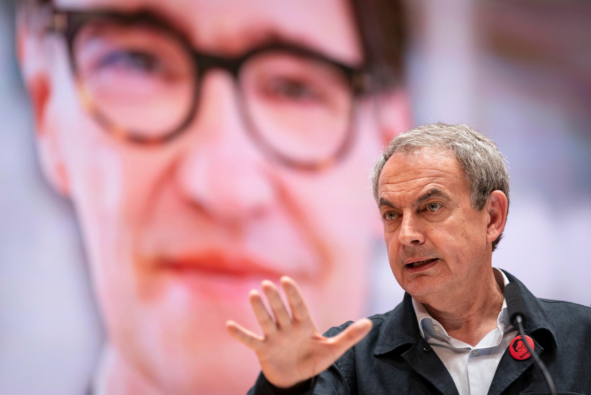 Zapatero loa a Illa por ser capaz de "persuadir" al independentismo y estabilizar España Zapatero loa a Illa por ser capaz de "persuadir" al independentismo y estabilizar España