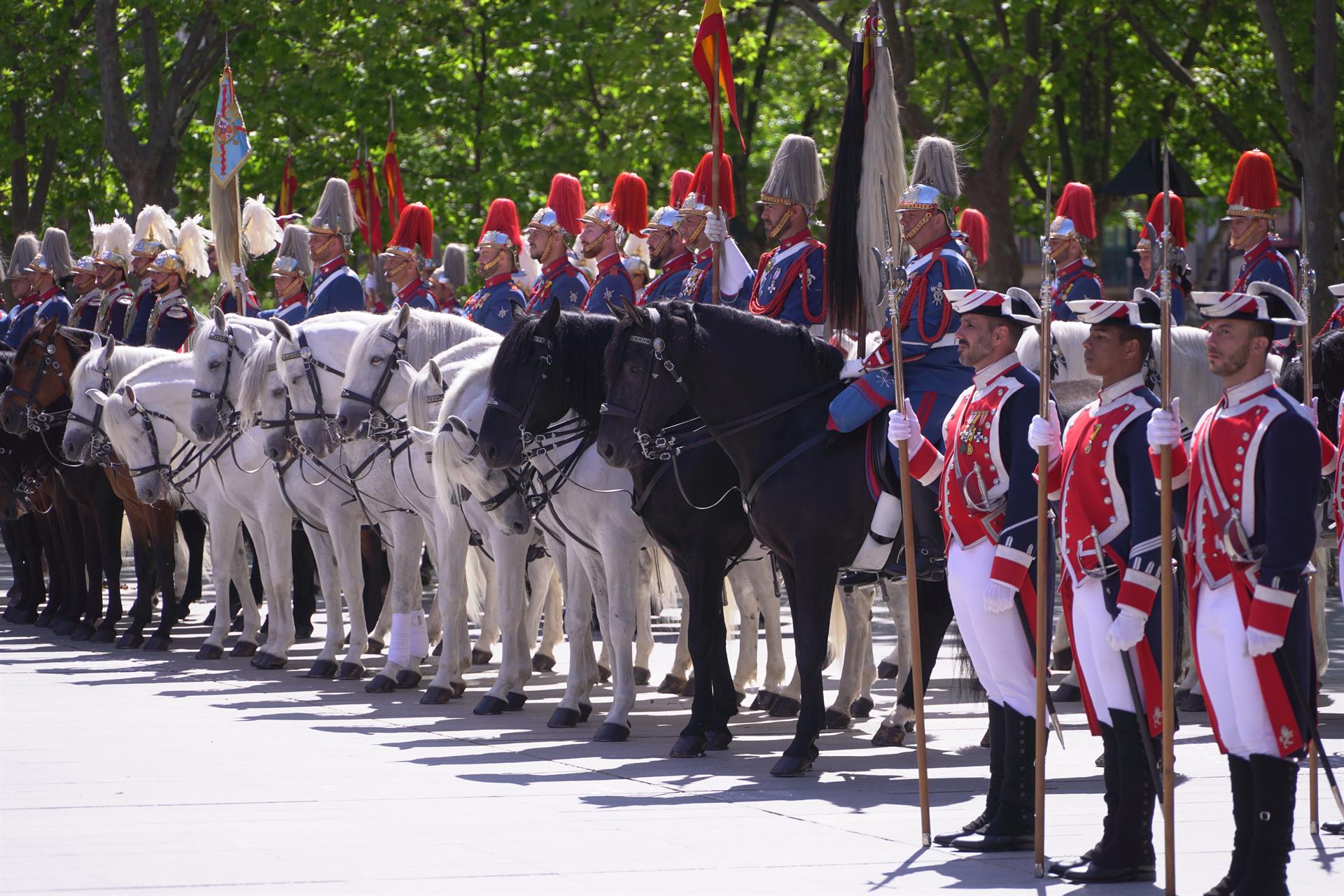 La Guardia Real realizará un pasacalles, una exhibición y una parada militar en Santander La Guardia Real realizará un pasacalles, una exhibición y una parada militar en Santander