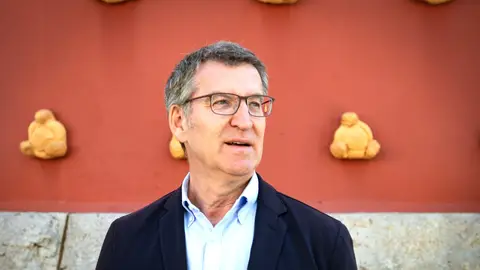 El líder del PP, Alberto Núñez Feijóo, durante un acto electoral en Figueres (Girona) Alberto Núñez Feijóo: "Illa no puede ser presidente si el señor Sánchez no lo autoriza"