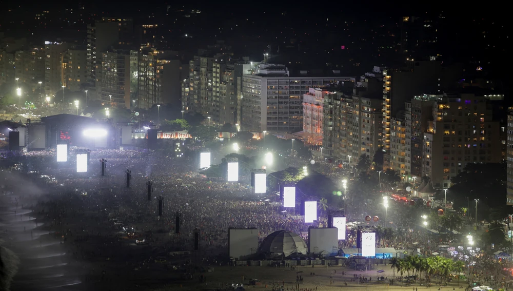 Más de 1,5 millones de personas, en el concierto de Madonna en la playa de Copacabana Más de 1,5 millones de personas, en el concierto de Madonna en la playa de Copacabana