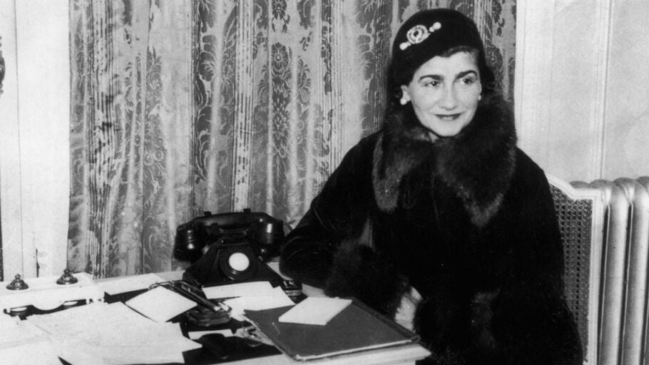 La dise&ntilde;adora de moda francesa, Coco Chanel, en una imagen de archivo