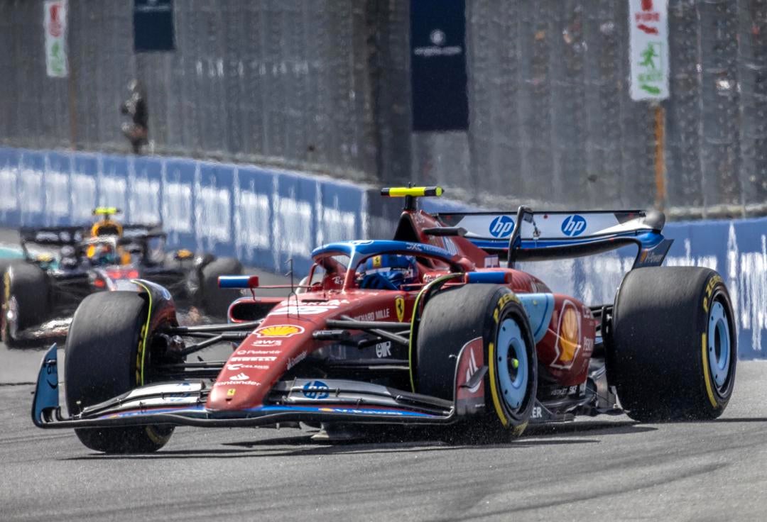 Carlos Sainz baja al quinto puesto en Miami por una sanción de cinco segundos Carlos Sainz baja al quinto puesto en Miami por una sanción de cinco segundos