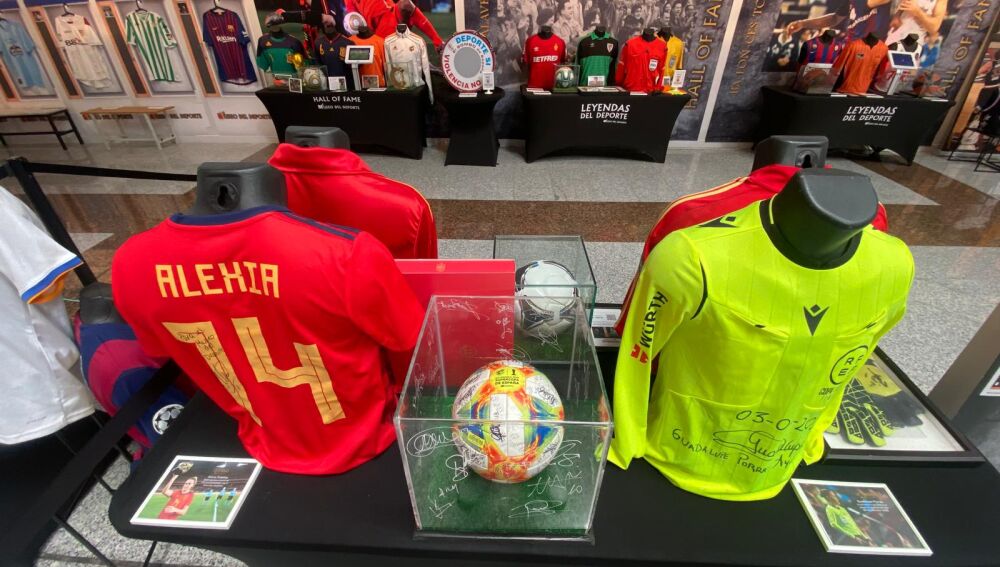 Balón empleado en la Supercopa Femenina de 2020