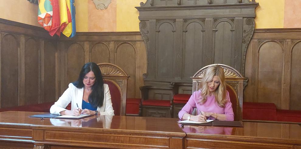 Sodiar y Ayuntamiento de Huesca colaboran en la financiación de autónomos y pymes Sodiar y Ayuntamiento de Huesca colaboran en la financiación de autónomos y pymes