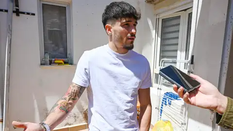 El boxeador Antonio Barrul atiende a los medios en León El boxeador Antonio Barrul atiende a los medios en León