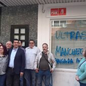 Miembros del PSOE de Ciudad Real en la sede de la agrupación local