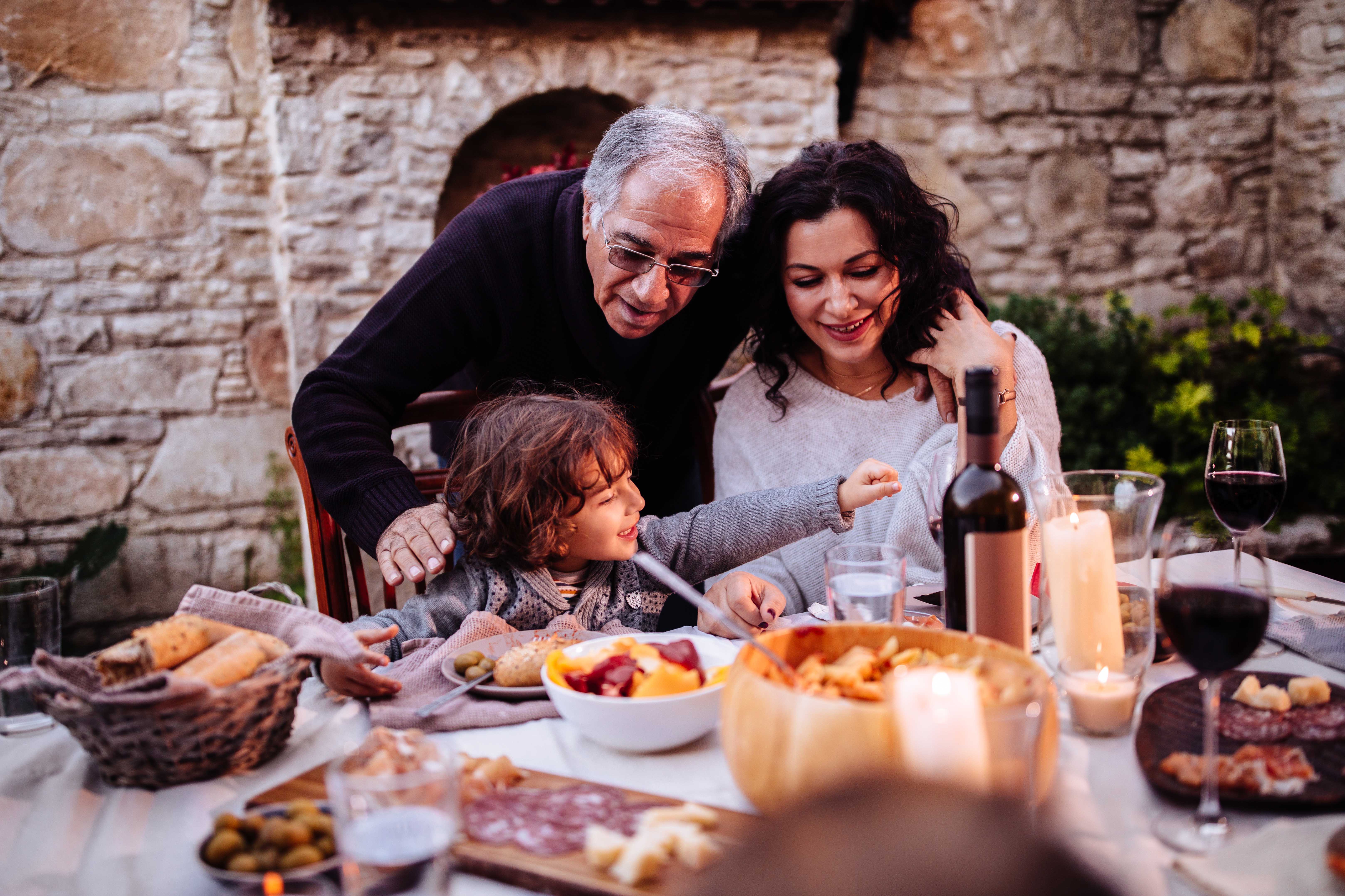 Un estudio analizará el beneficio del consumo de vino moderado en mayores de 50 años Un estudio analizará el beneficio del consumo de vino moderado en mayores de 50 años
