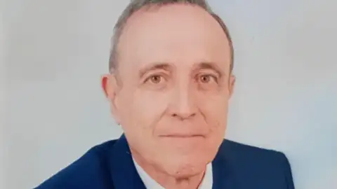 Fernando Candela Polo va a ser este año 2024 el Mantenedor de la proclamación de Capitanes y Bellezas de las fiestas de Moros y Cristianos de Crevillent. Fernando Candela Polo va a ser este año 2024 el Mantenedor de la proclamación de Capitanes y Bellezas de las fiestas de Moros y Cristianos de Crevillent.