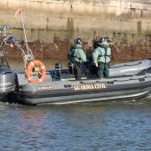 Agentes del servicio marítimo de la Guardia Civil de Cantabria
