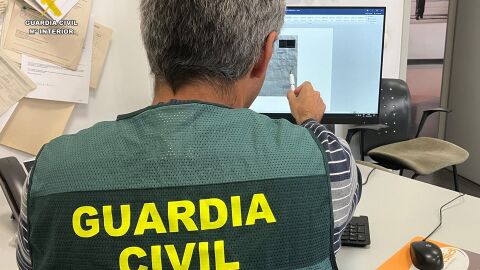 Detiene a un hombre que alquilaba pisos tur&iacute;sticos sin permiso de sus propietarios y que se hizo pasar por agente inmobiliario de Benidorm