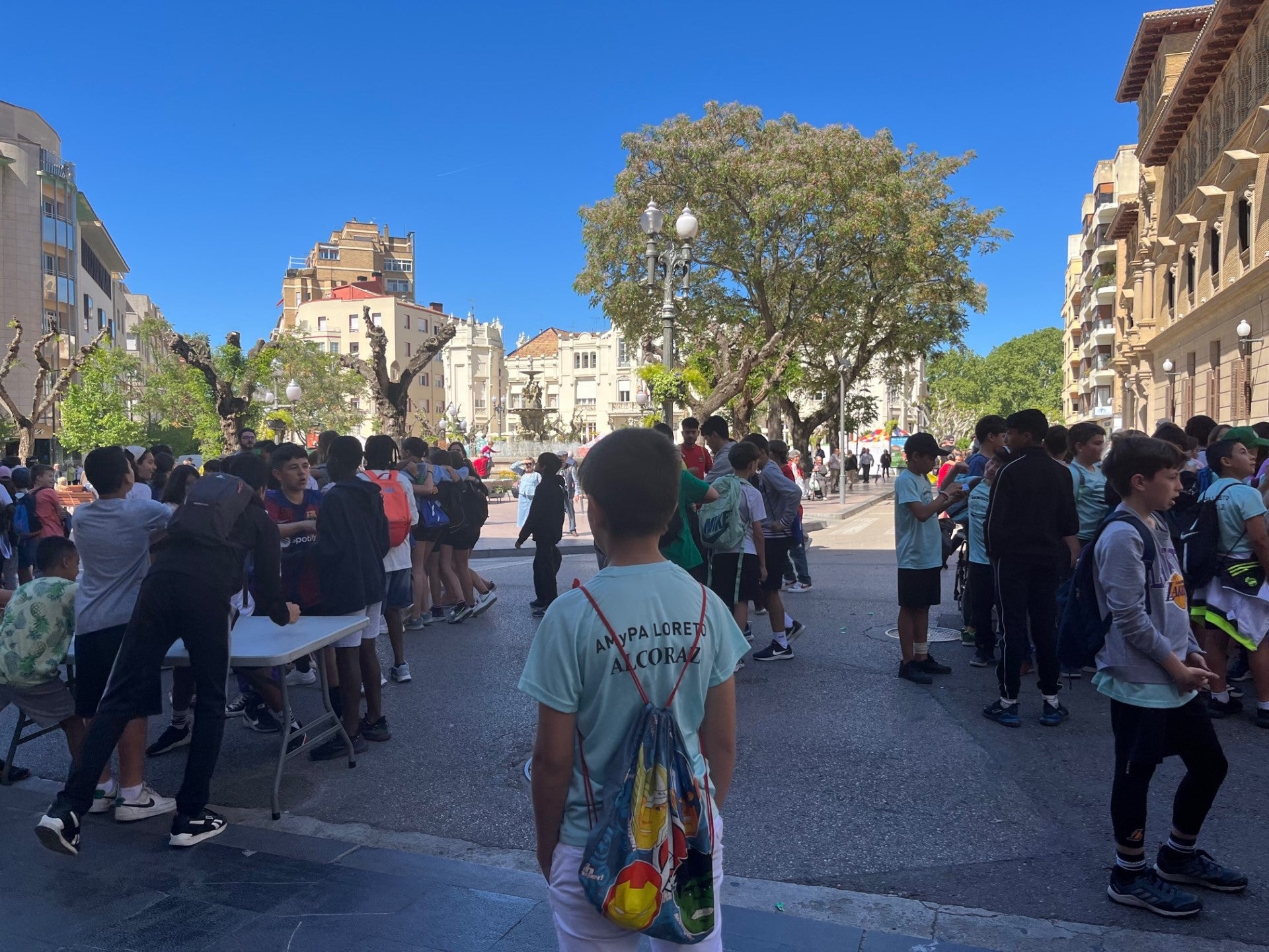 2.800 niños invaden las calles de Huesca para celebrar el Día del Juego 2.800 niños invaden las calles de Huesca para celebrar el Día del Juego