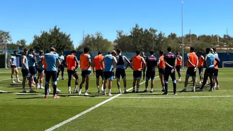 El Levante ud, con problemas en defensa en casa, recibe al máximo goleador de Segunda El Levante ud, con problemas en defensa en casa, recibe al máximo goleador de Segunda