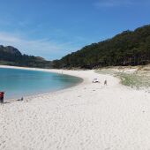 Playa de Rodas en Islas Cíes ( foto cedida por Naviera Mar de Ons)