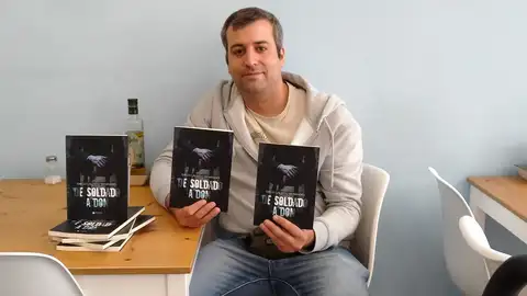 Diego Galindo, escritor. Diego Galindo, escritor.