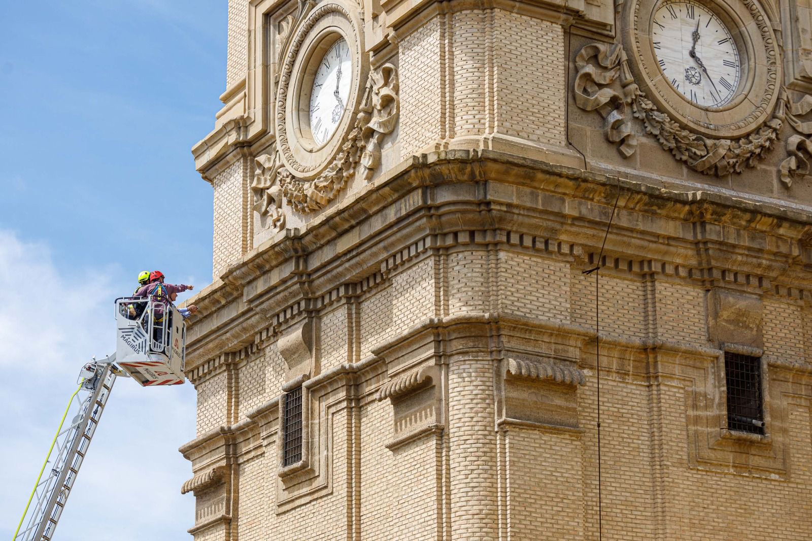 El Cabildo modificará el proyecto de restauración de las torres del Pilar El Cabildo modificará el proyecto de restauración de las torres del Pilar