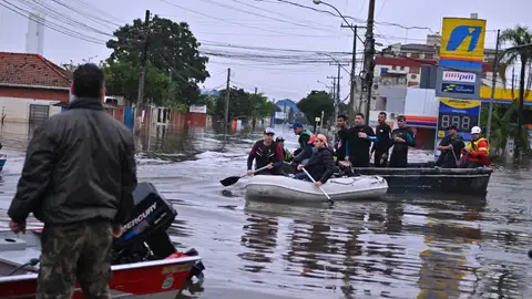 Ascienden a 116 los muertos por las inundaciones causadas por las fuertes lluvias en el sur de Brasil Ascienden a 116 los muertos por las inundaciones causadas por las fuertes lluvias en el sur de Brasil