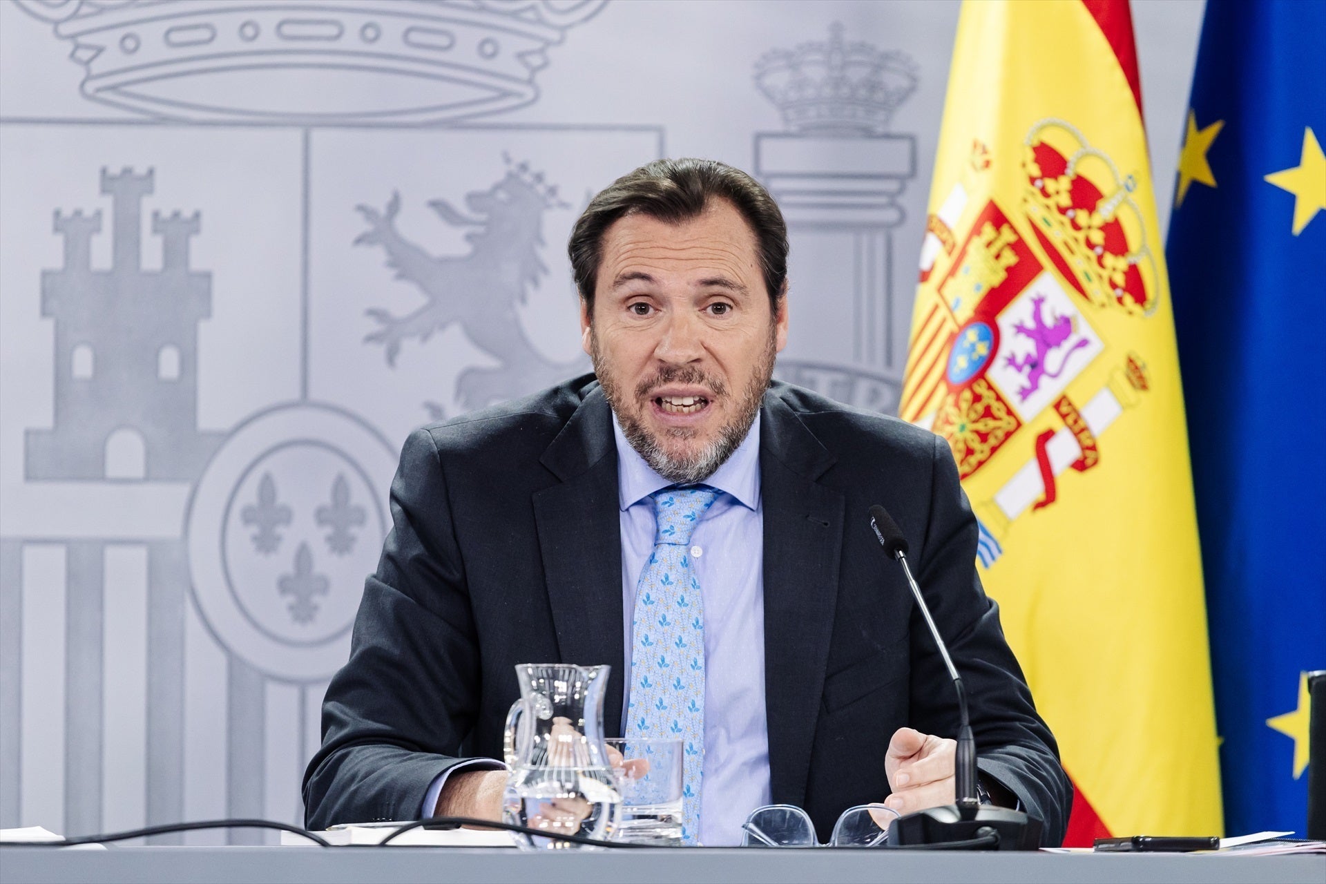 Óscar Puente dice que no hace falta una segunda pista en el aeropuerto Alicante-Elche y apela a ampliar la terminal Óscar Puente dice que no hace falta una segunda pista en el aeropuerto Alicante-Elche y apela a ampliar la terminal