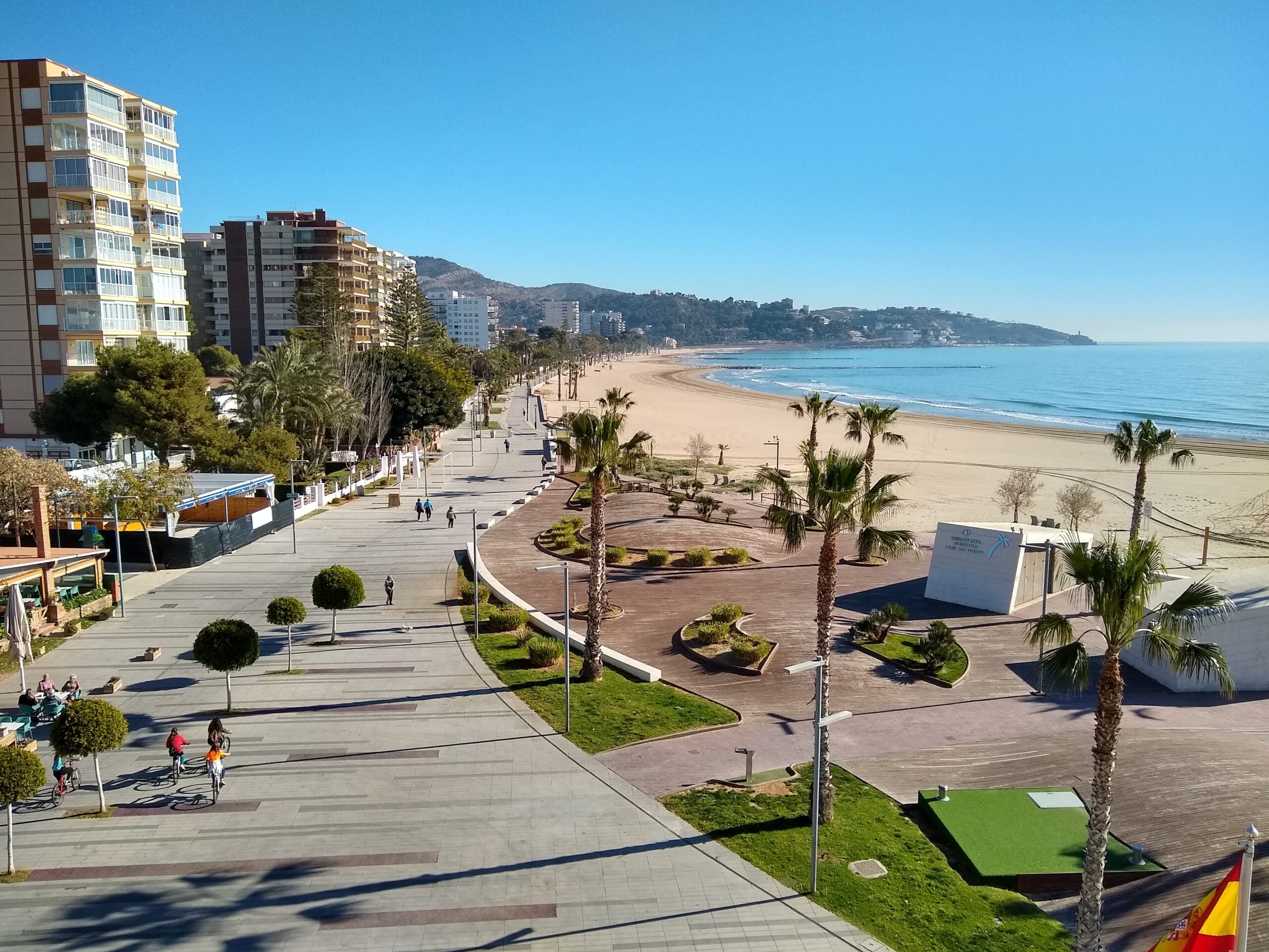 La vivienda turística en Castellón mantiene su fortaleza pese a la regulación: Benicàssim supera los 300 € por noche en temporada alta La vivienda turística en Castellón mantiene su fortaleza pese a la regulación: Benicàssim supera los 300 € por noche en temporada alta