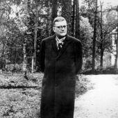 El compositor ruso, Dmitri Shostakóvich, en una imagen de archivo de 1966