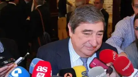 César Augusto Lendoiro FOTO DE ARCHIVO César Augusto Lendoiro FOTO DE ARCHIVO