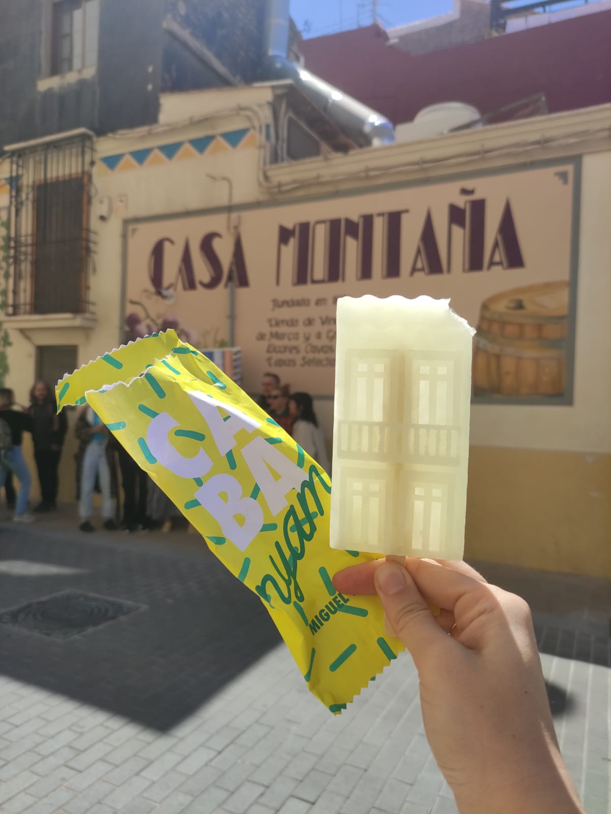 ‘CABA NYAM!’, un helado para hablar de la gentrificación del Cabanyal ‘CABA NYAM!’, un helado para hablar de la gentrificación del Cabanyal