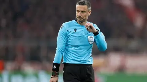 El Real Madrid ya conoce al árbitro que pitará la final de Champions ante el Borussia Dortmund El Real Madrid ya conoce al árbitro que pitará la final de Champions ante el Borussia Dortmund