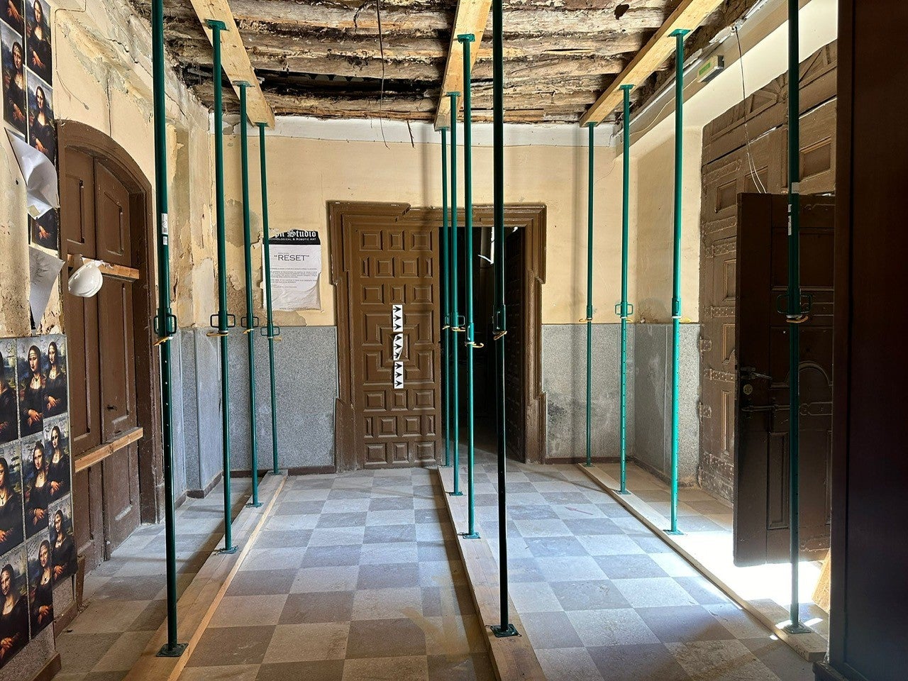 Un dron comprobará esta semana el estado de la cubierta del Seminario Un dron comprobará esta semana el estado de la cubierta del Seminario