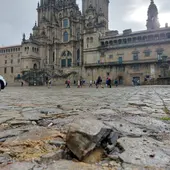 El gobierno compostelano cree que hay que abrir un debate acerca de los usos de la plaza del Obradoiro "con un uso bastante intenso" El gobierno compostelano cree que hay que abrir un debate acerca de los usos de la plaza del Obradoiro "con un uso bastante intenso"
