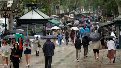 La AEMET confirma el pronunciado descenso de las temperaturas con avisos en cinco comunidades La AEMET confirma el pronunciado descenso de las temperaturas con avisos en cinco comunidades