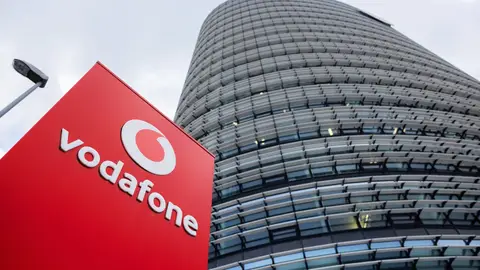 El Gobierno autoriza la compra de Vodafone por parte del fondo británico Zegona por 5.000 millones El Gobierno autoriza la compra de Vodafone por parte del fondo británico Zegona por 5.000 millones