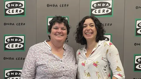 Ana Mastre, directora de Arteatro en los estudios de Onda Cero Marina Baixa. Ana Mastre, directora de Arteatro en los estudios de Onda Cero Marina Baixa.