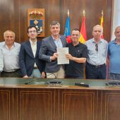 Firma del convenio entre la Vila y los regantes